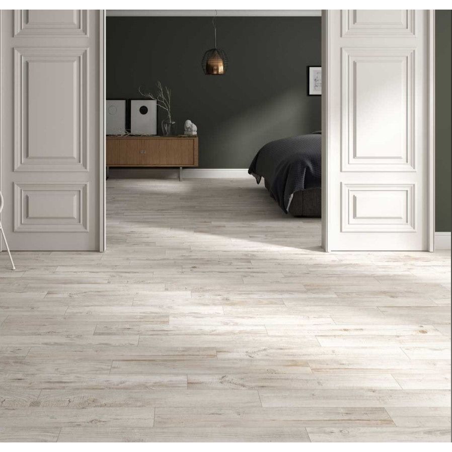 Cuba White Wood Effect Matt Porcelain Tile - 150x900mm