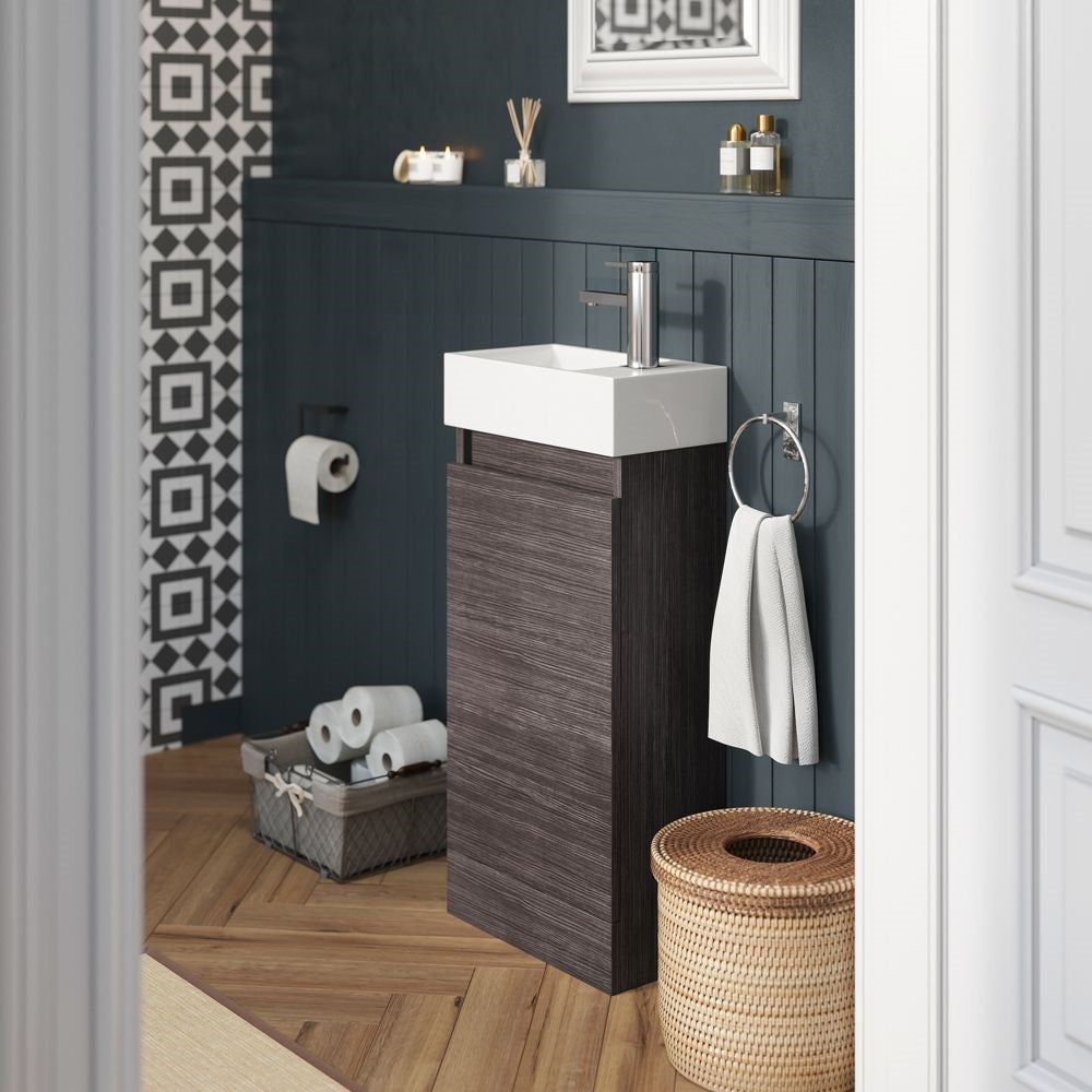 Hope Freestanding Cloakroom Vanity Unit in Leached Oak